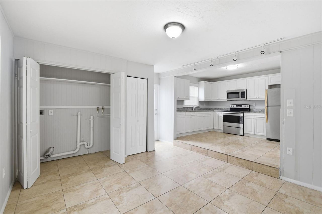 2817 Hawthorne Street , Sarasota, FL 34239 Photo