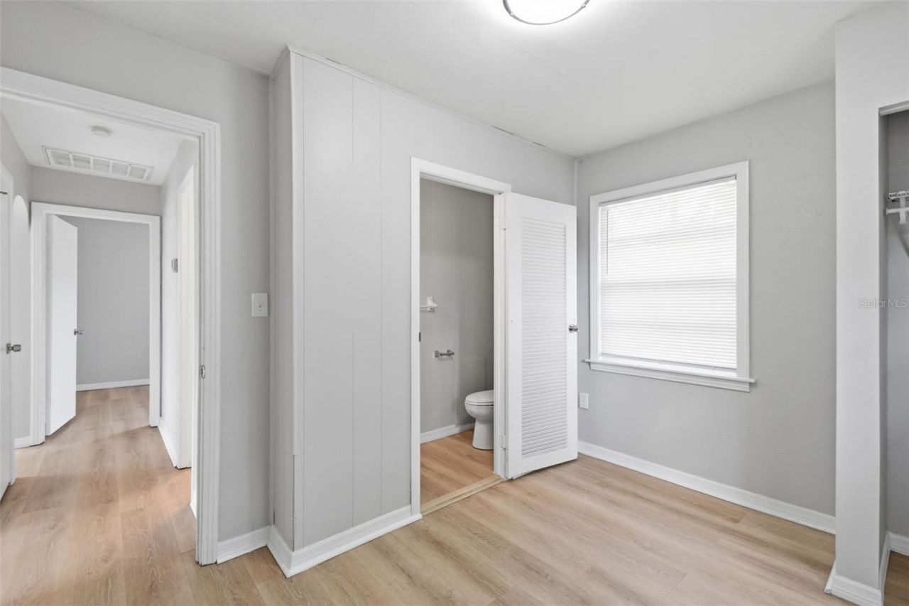 2817 Hawthorne Street , Sarasota, FL 34239 Photo