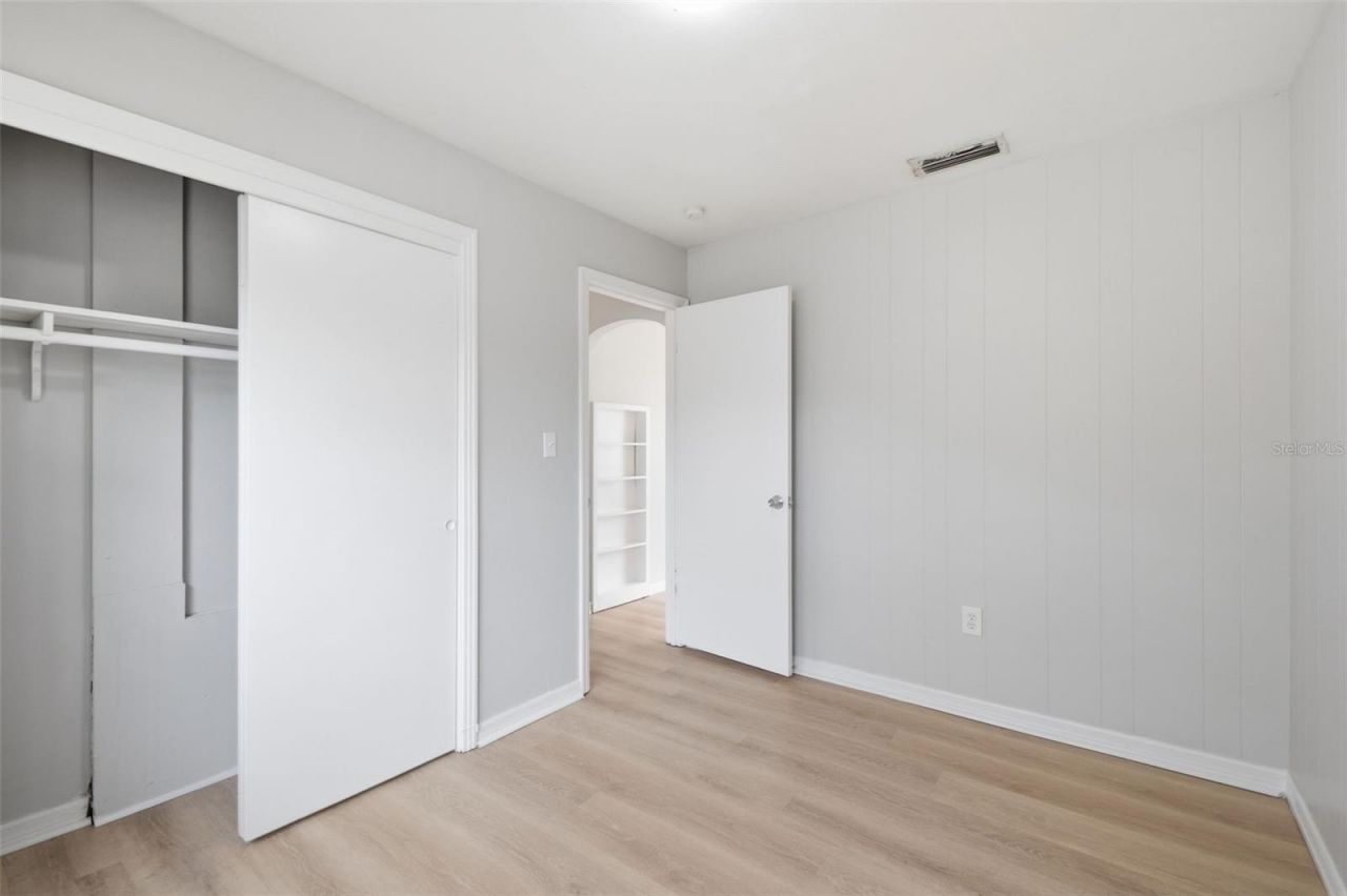 2817 Hawthorne Street , Sarasota, FL 34239 Photo