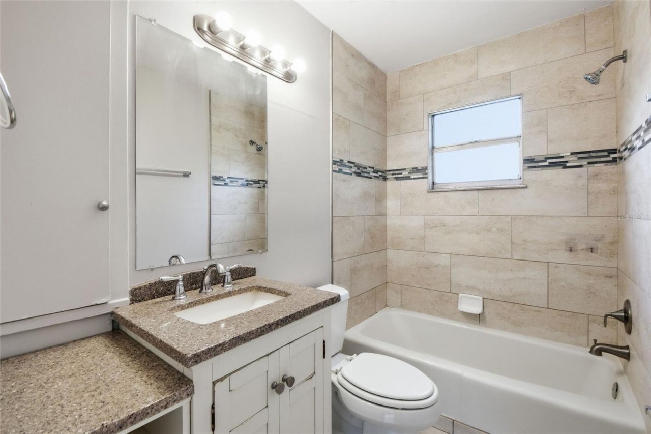 2817 Hawthorne Street , Sarasota, FL 34239 Photo
