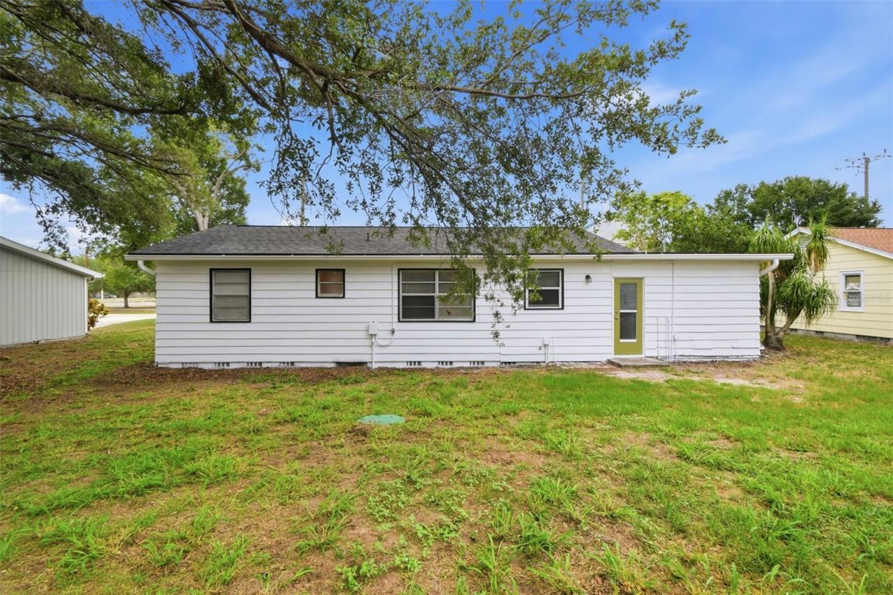 2817 Hawthorne Street , Sarasota, FL 34239 Photo