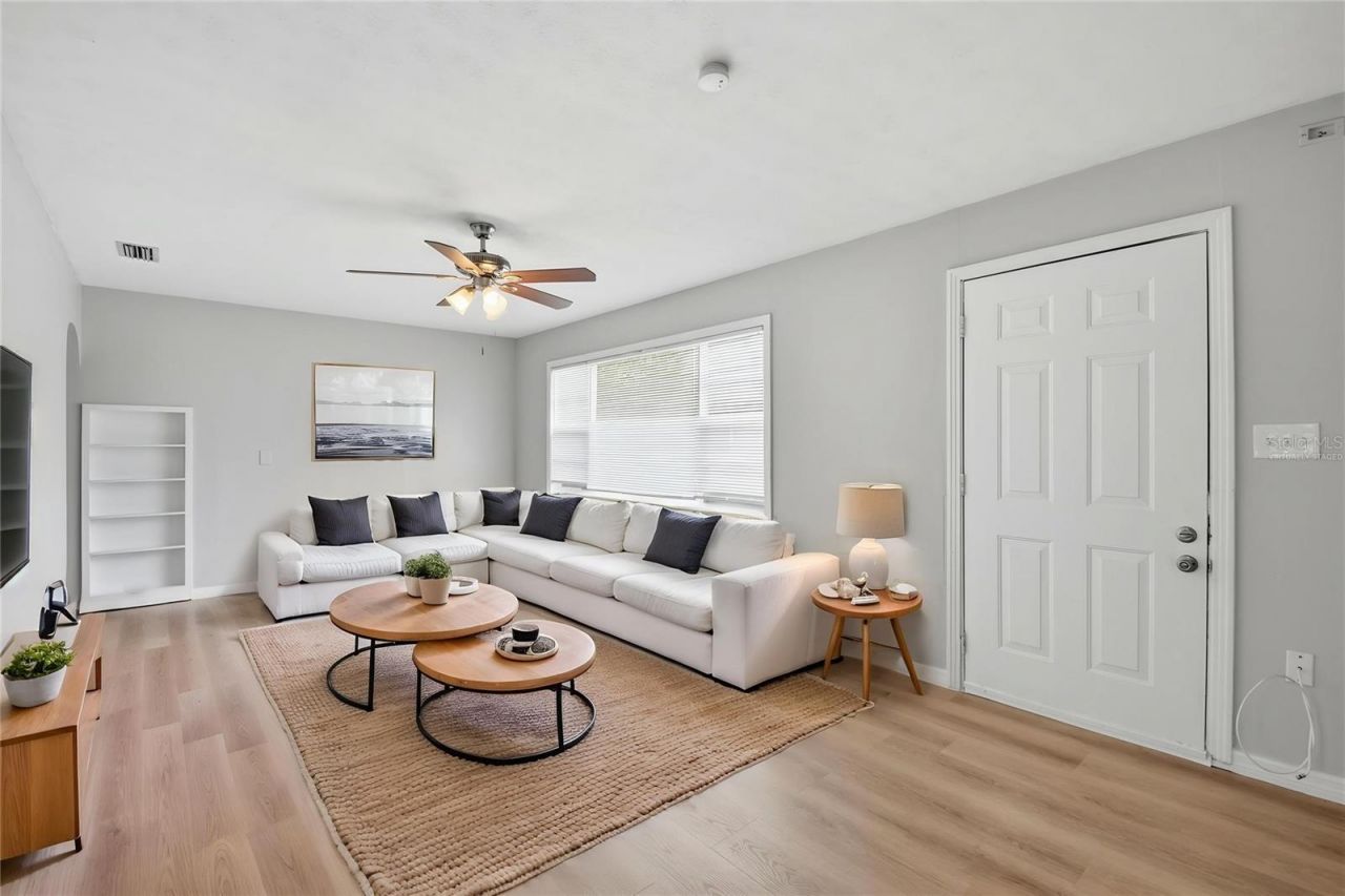 2817 Hawthorne Street , Sarasota, FL 34239 Photo