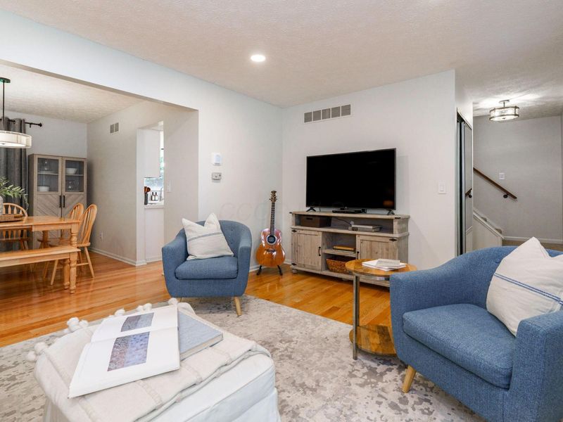 1233 Churchbell Way, Columbus, OH 43235 Photo 8