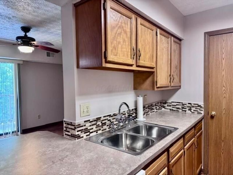 5970 Sharon Woods Boulevard , Unit 200, Columbus, OH 43229 Photo 7