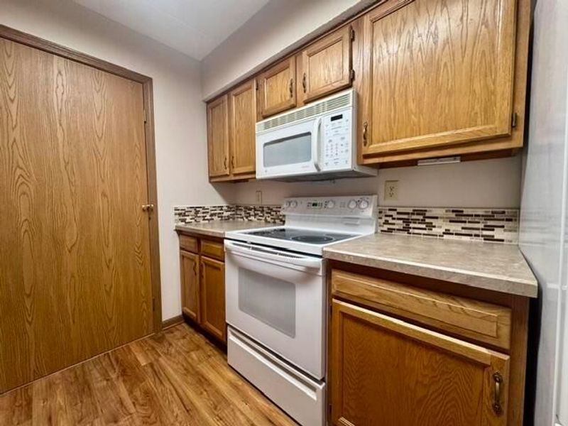 5970 Sharon Woods Boulevard , Unit 200, Columbus, OH 43229 Photo 8