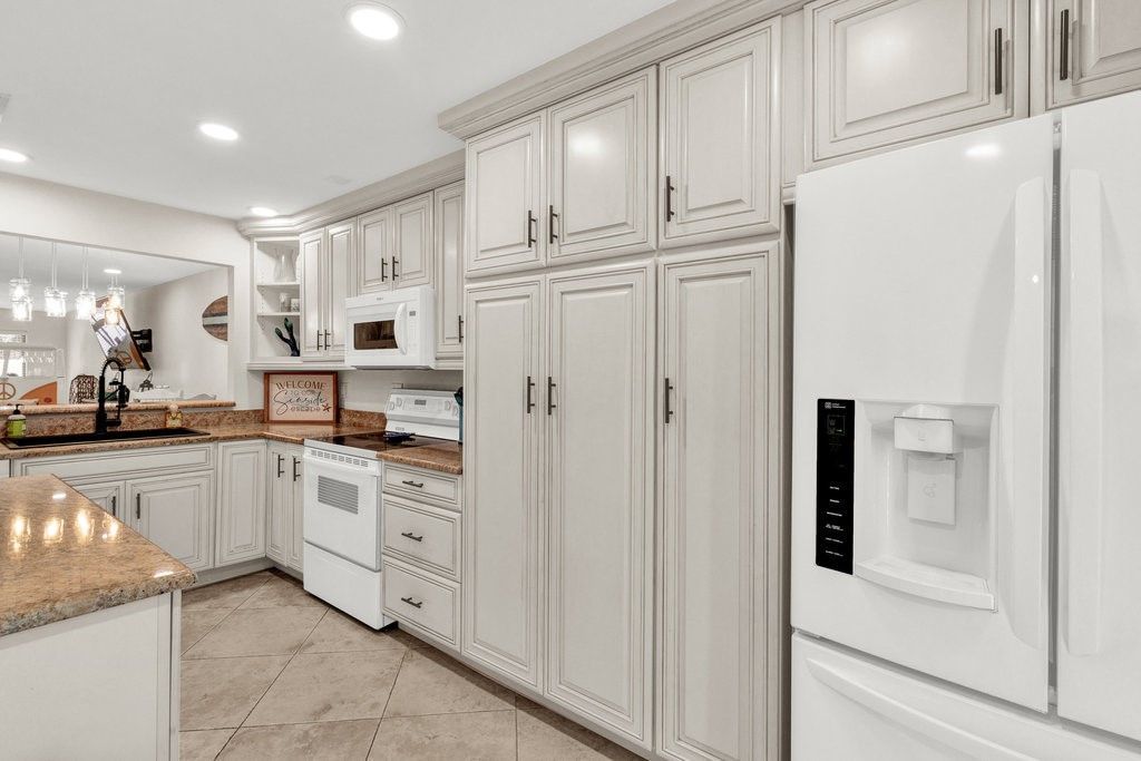 4901 Bethel Creek Drive , Unit G, Vero Beach, FL 32963 Photo