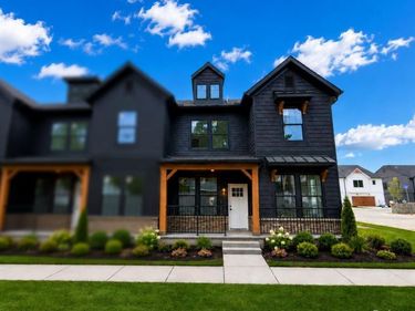 228 Lantana Drive, Brighton, MI 48116