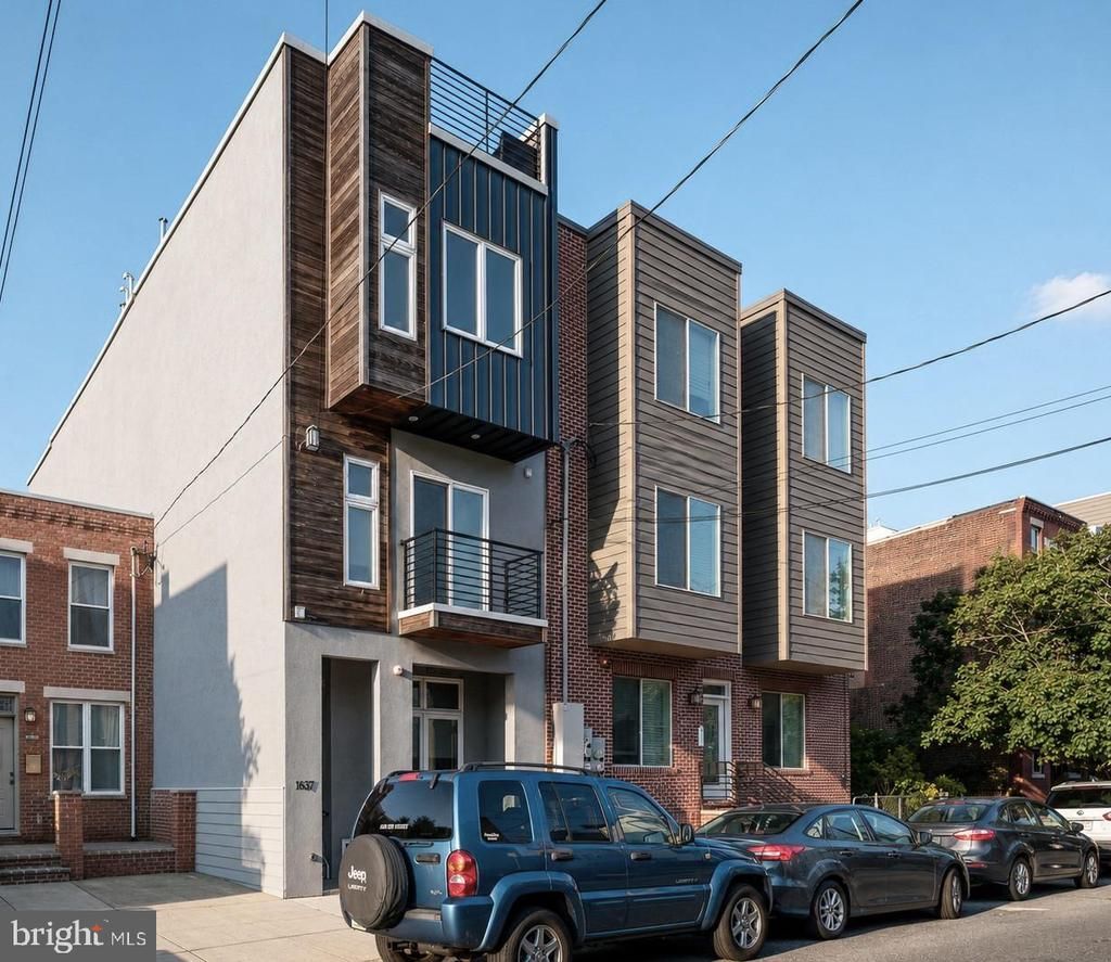 1637 Carpenter Street , Philadelphia, PA 19146 Main Photo