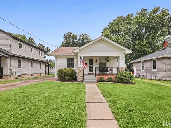 1321 Eberhart Avenue , Edwardsville, IL 62025