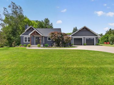 1914 12th Avenue NE, Austin, MN 55912