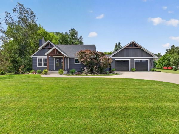 1914 12th Avenue NE, Austin, MN 55912