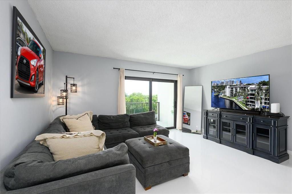 900 River Reach Drive, Unit 425, Fort Lauderdale, FL 33315 Photo