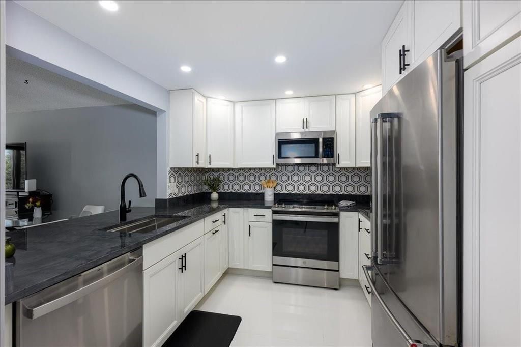 900 River Reach Drive, Unit 425, Fort Lauderdale, FL 33315 Photo
