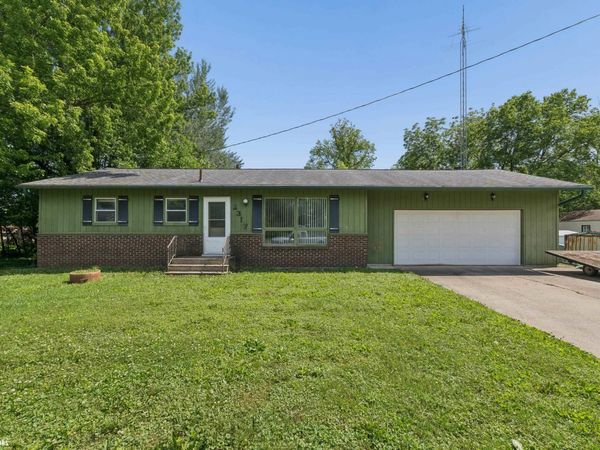 2317 24th Street NW, Mason City, IA 50401