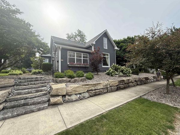 225 S Franklin Street, Knightstown, IN 46148