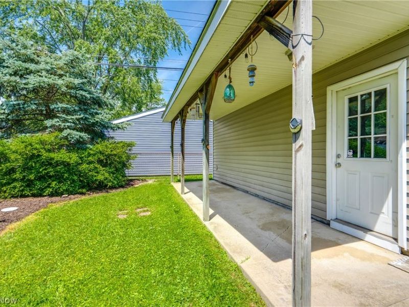 2313 Bollinger Avenue NE, Canton, OH 44705 Photo 22