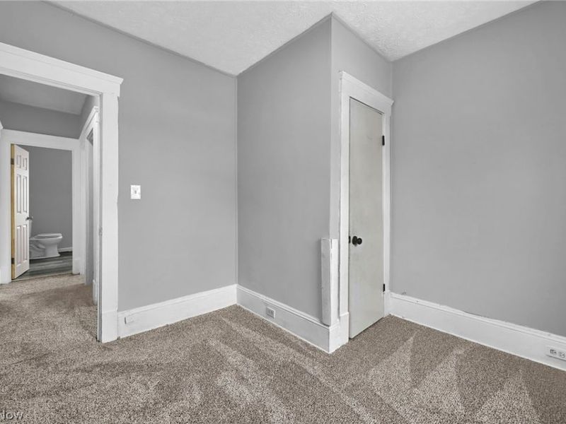 12824 Woodside Avenue , Cleveland, OH 44108 Photo 19