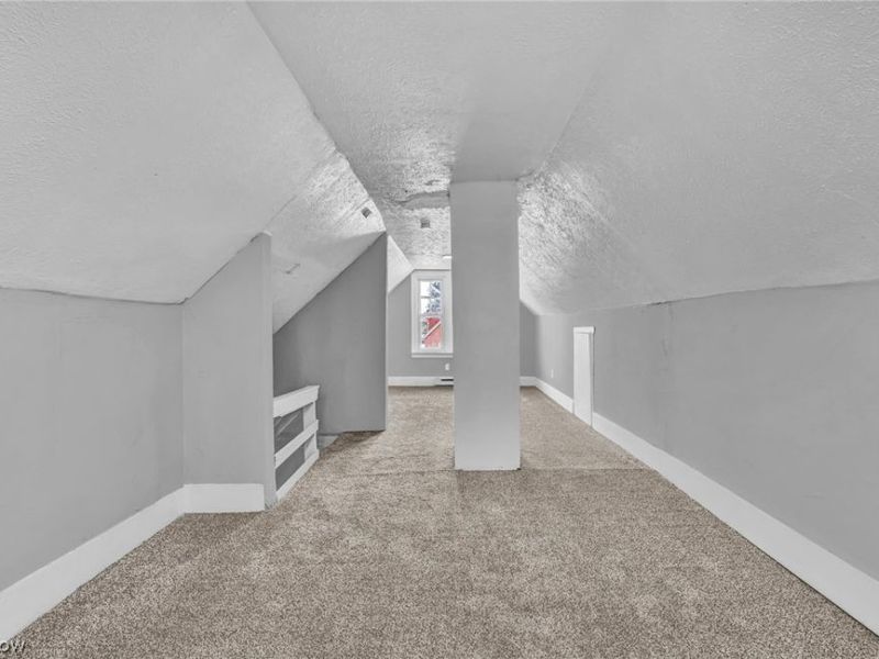 12824 Woodside Avenue , Cleveland, OH 44108 Photo 27