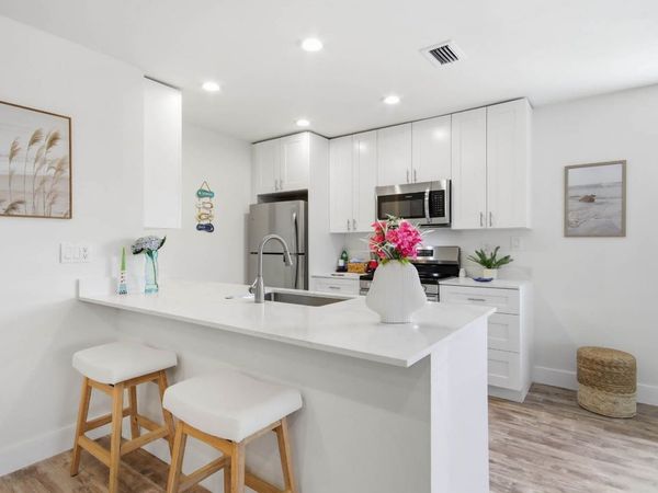 805 E Gulf Dr, Unit A8, Sanibel, FL 33957