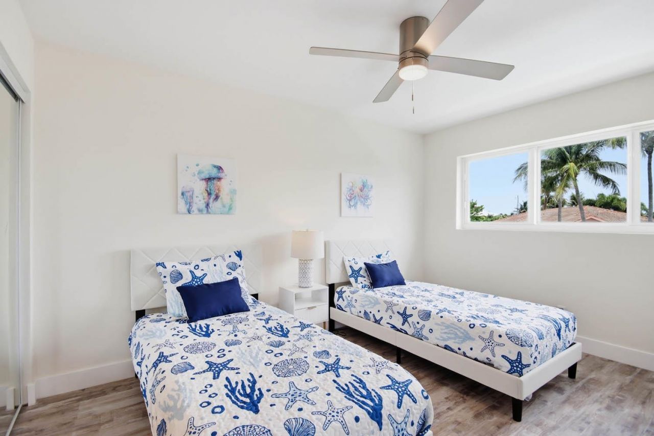 805 E Gulf Dr, Unit A8, Sanibel, FL 33957 Photo