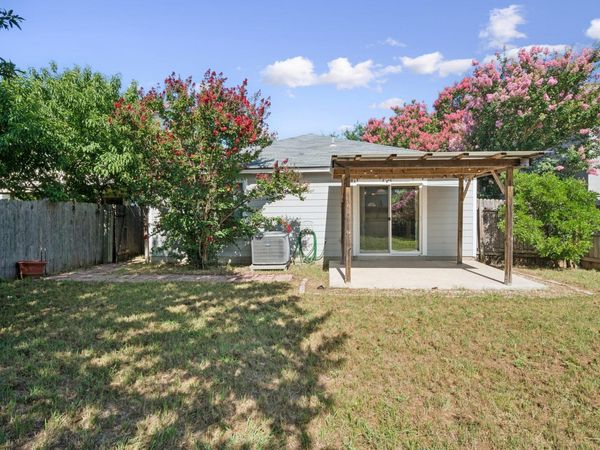 77 Jan LN, Georgetown, TX 78626