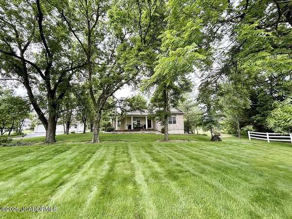5000 E EAGLE RIDGE ROAD, Columbia, MO 65201