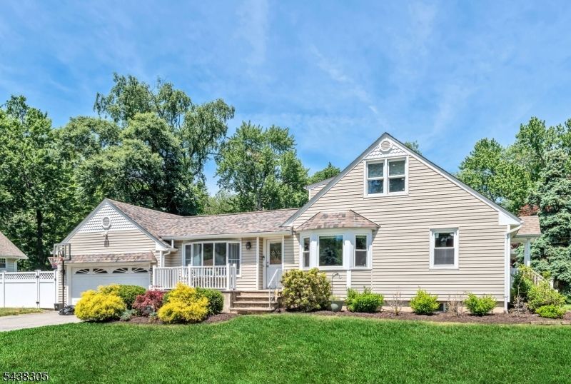 109 Greenwood Avenue, Pequannock, NJ 07440 Main Photo