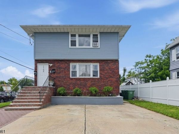 1134 Rivington St, Roselle, NJ 07203