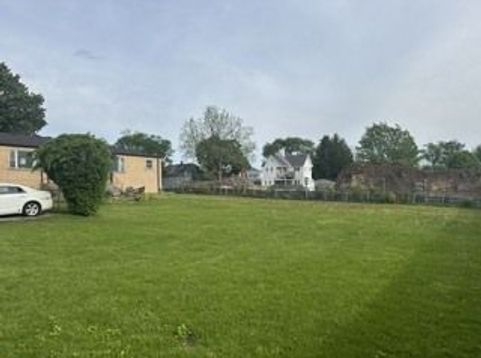 Main Photo