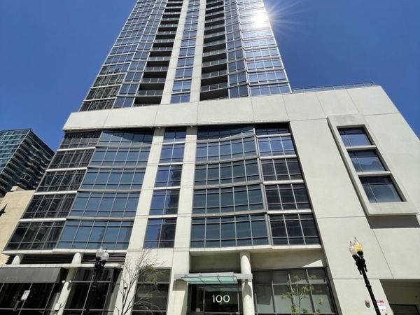 100 E 14th Street , Unit 2504, Chicago, IL 60605