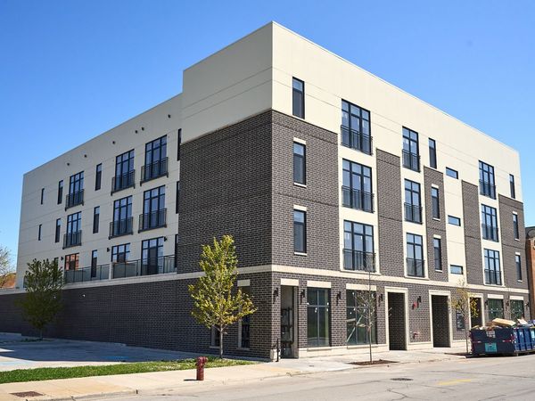 926 E 43rd Street , Unit 409, Chicago, IL 60653