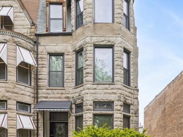 3633 S GILES Avenue , Chicago, IL 60653