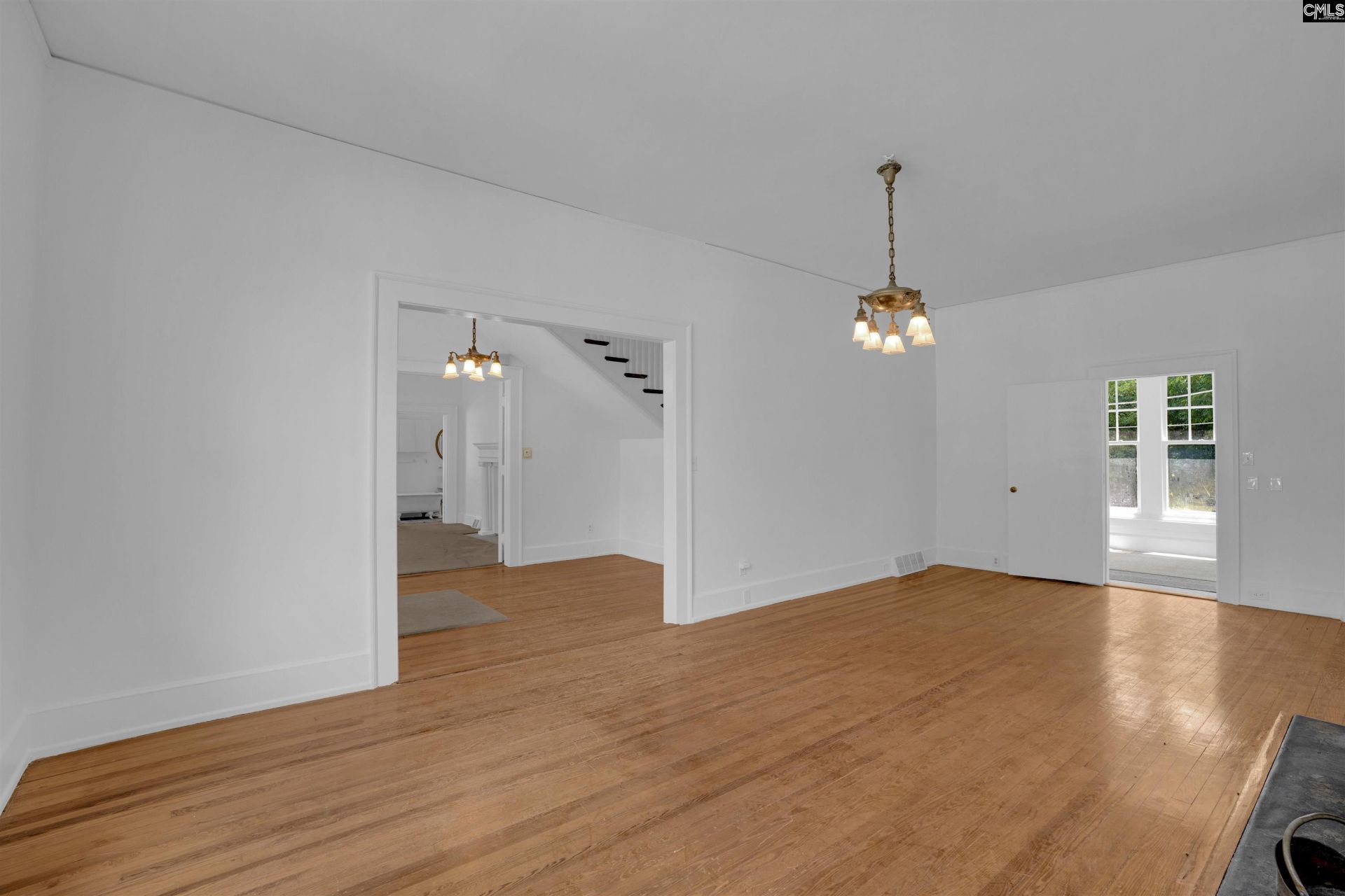 902 Maple Street  Photo 11