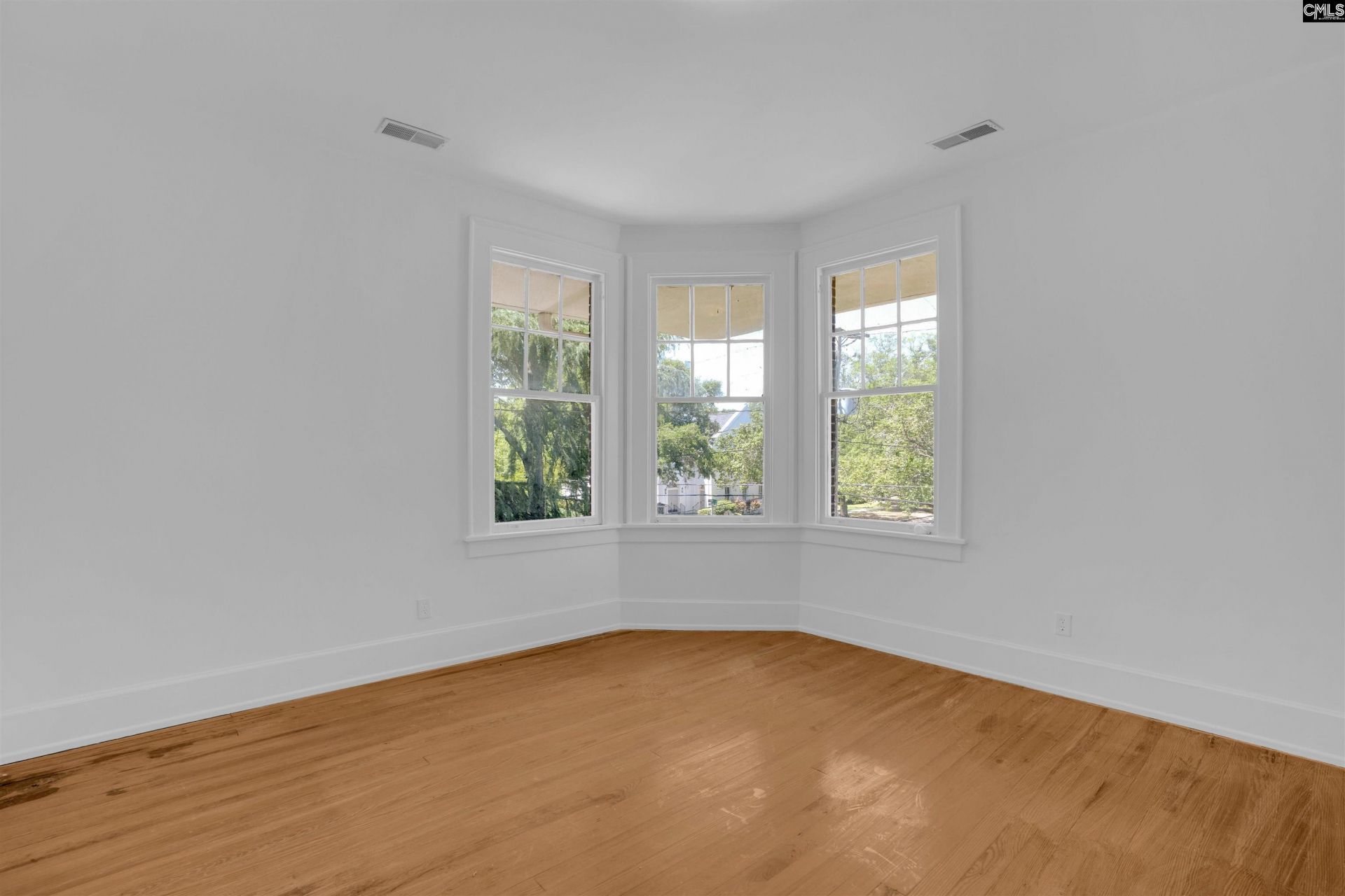 902 Maple Street  Photo 24
