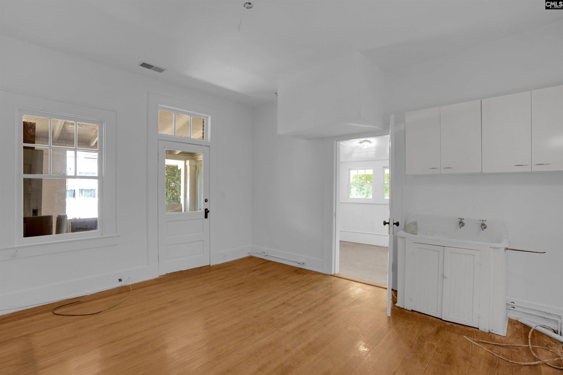 902 Maple Street  Photo 30