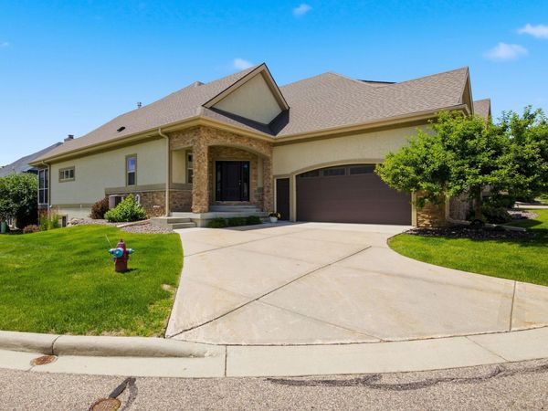 905 Castle Stone Pass, Verona, WI 53593