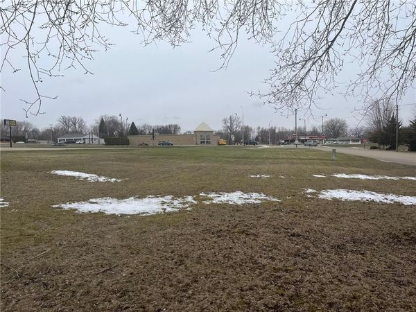 1916 Main Street , Albert Lea, MN 56007