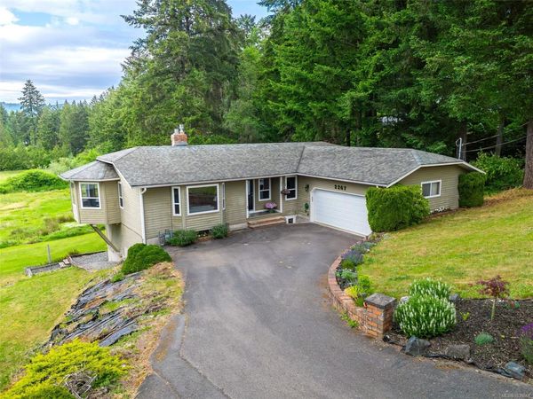 2267 Regina Dr, Duncan, BC V9L 5V3