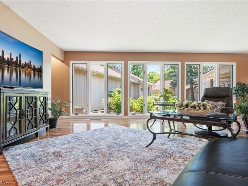21300 Oak Bark Trail , Unit 9, Strongsville, OH 44149 Photo 6