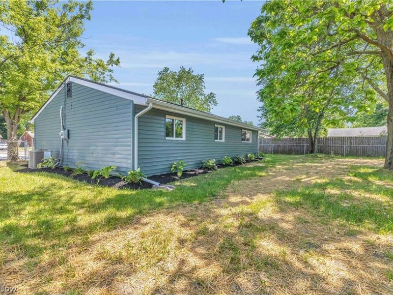 1484 Cherrywood Road , Kent, OH 44240 Photo 3