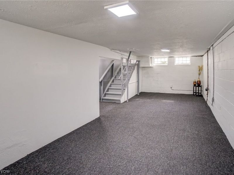 4383 Wyatt Road , Cleveland, OH 44128 Photo 21
