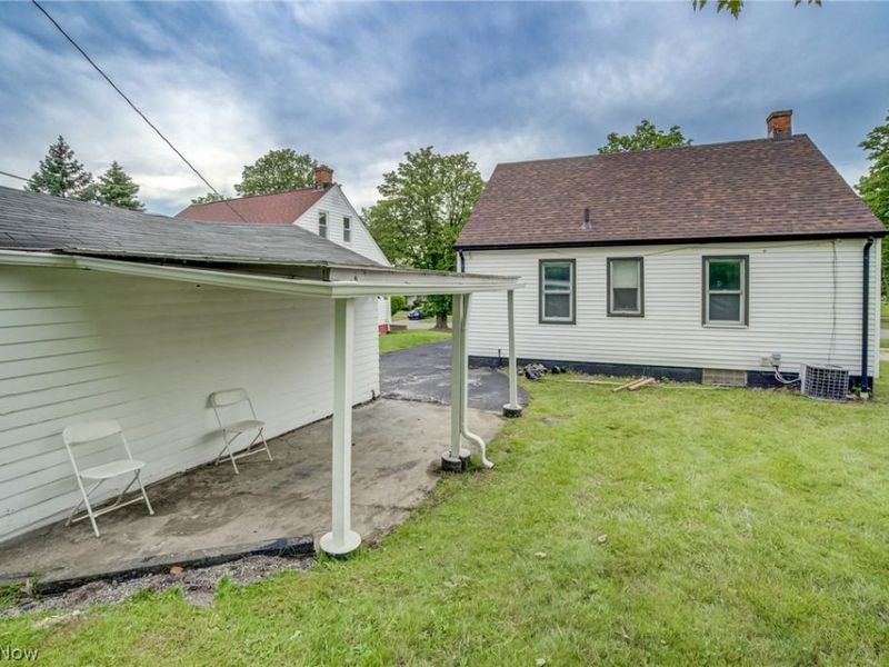 4383 Wyatt Road , Cleveland, OH 44128 Photo 28