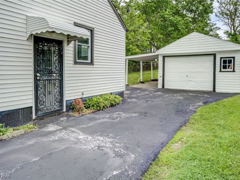 4383 Wyatt Road , Cleveland, OH 44128 Photo 29