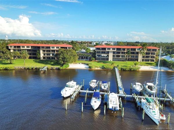 624 SW Saint Lucie Crescent, Unit 304, Stuart, FL 34994