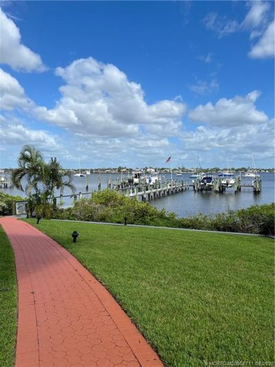 624 SW Saint Lucie Crescent, Unit 304, Stuart, FL 34994 Photo