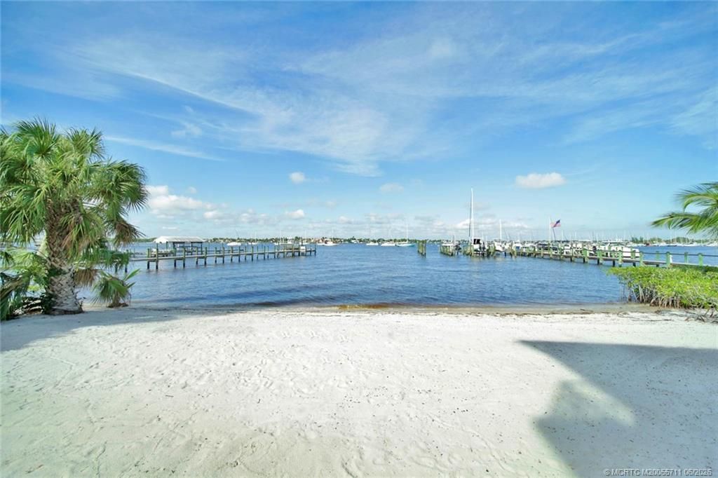 624 SW Saint Lucie Crescent, Unit 304, Stuart, FL 34994 Photo