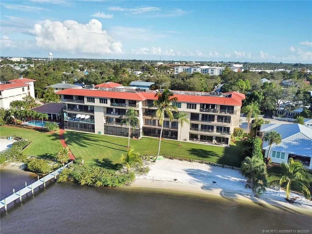 624 SW Saint Lucie Crescent, Unit 304, Stuart, FL 34994 Photo