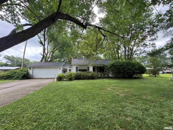 6924 Garden View Lane, Springfield, IL 62712