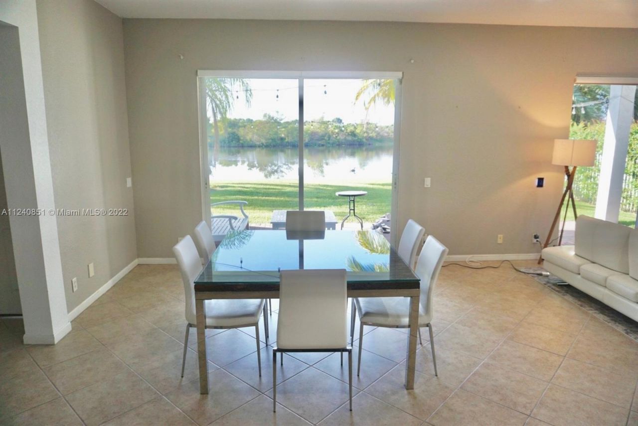 878 Lavender Circle, Unit 878, Weston, FL 33327 Photo