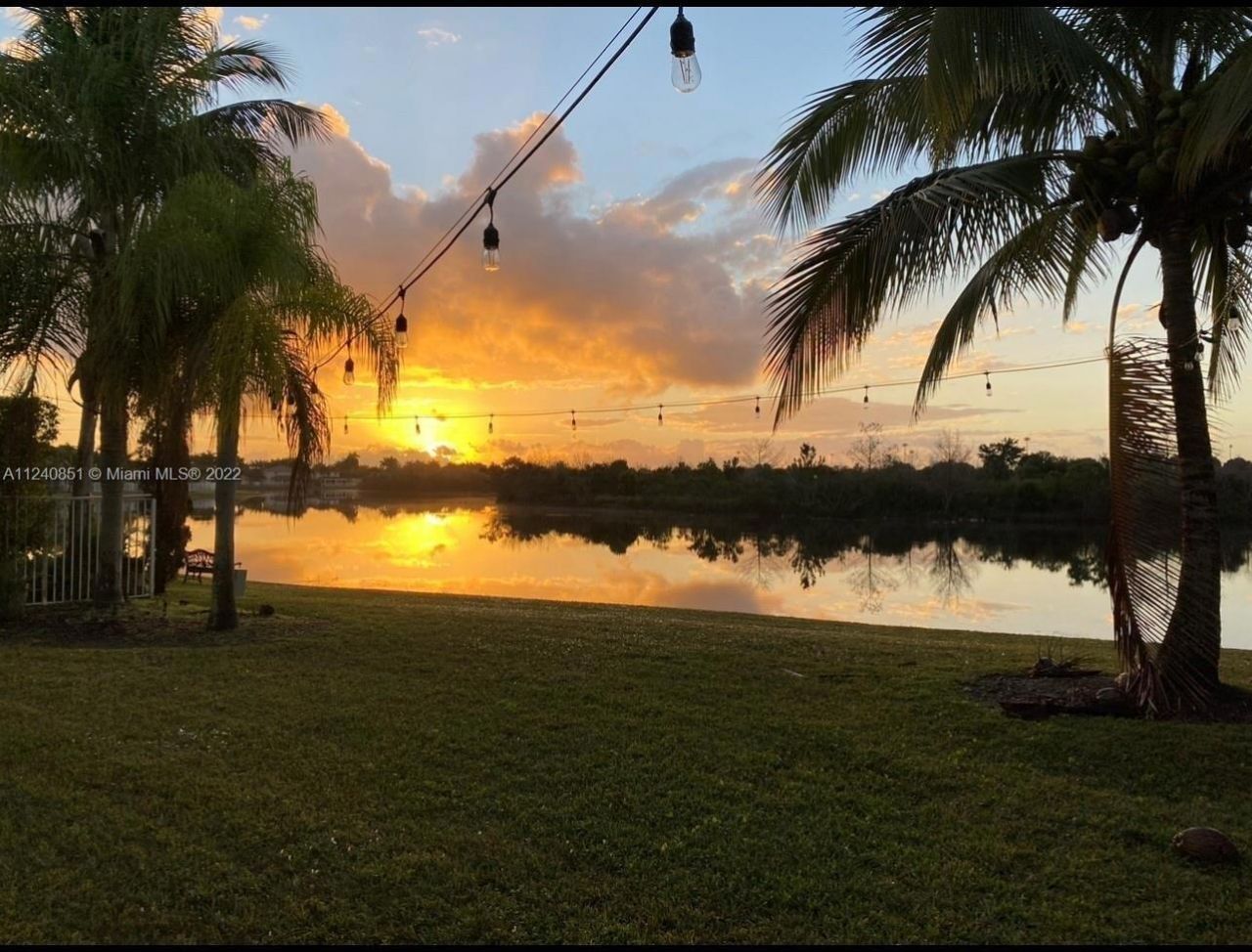 878 Lavender Circle, Unit 878, Weston, FL 33327 Photo